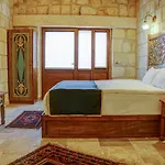 Cappadocia Sweet Cave 아파트호텔 4*